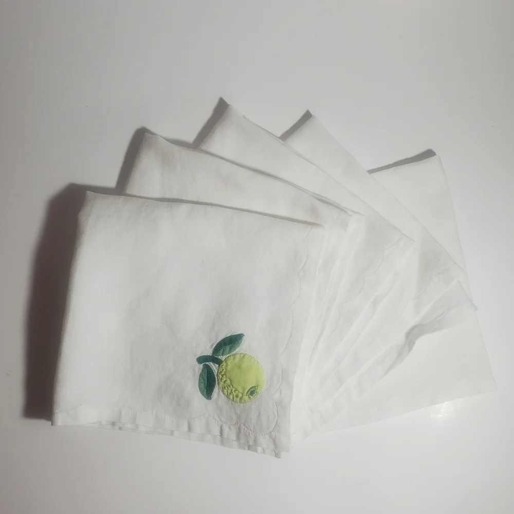 LOT of (11) Vintage Embroidered Cocktail Napkins, Kitchen Towels & Tea Towels
